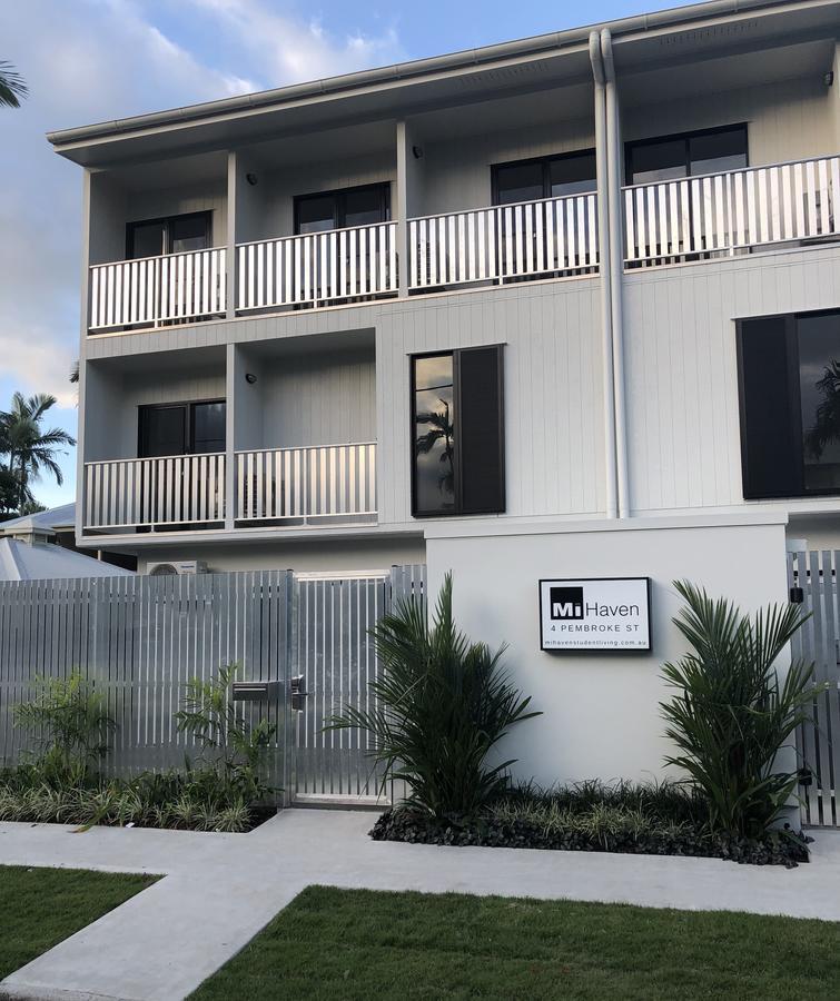 Mihaven Shared Living - Pembroke St Hostel Κερνς Εξωτερικό φωτογραφία